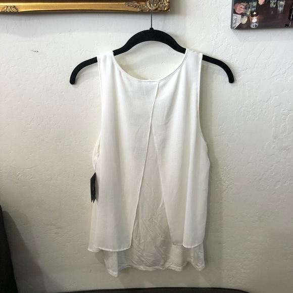 NWT New Flowy Tank Top Blouse White Large - Picture 6 of 6